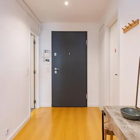 Penthouse For The Lovers - Parking & Views Apartment *