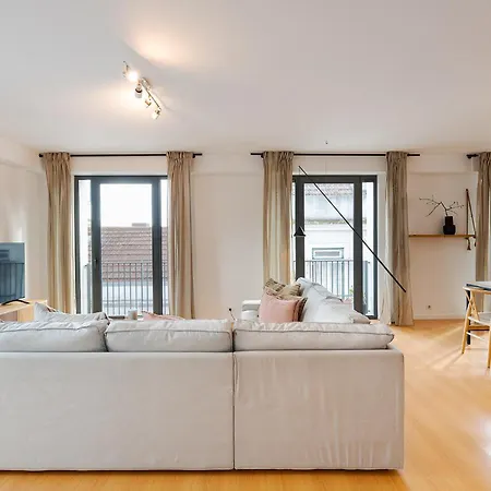 Апартаменты Penthouse For The Lovers - Castle View & Parking *